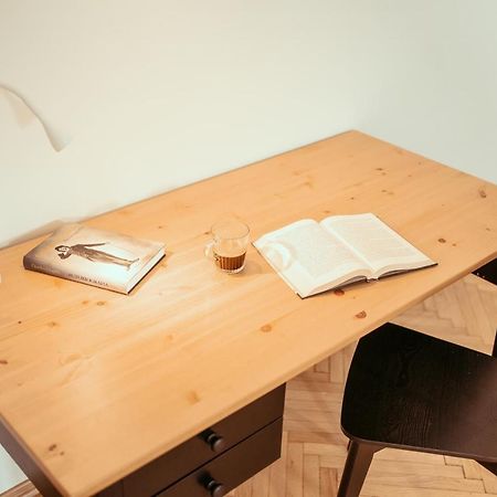 ワルシャワWilcza Apartamentアパートメント エクステリア 写真
