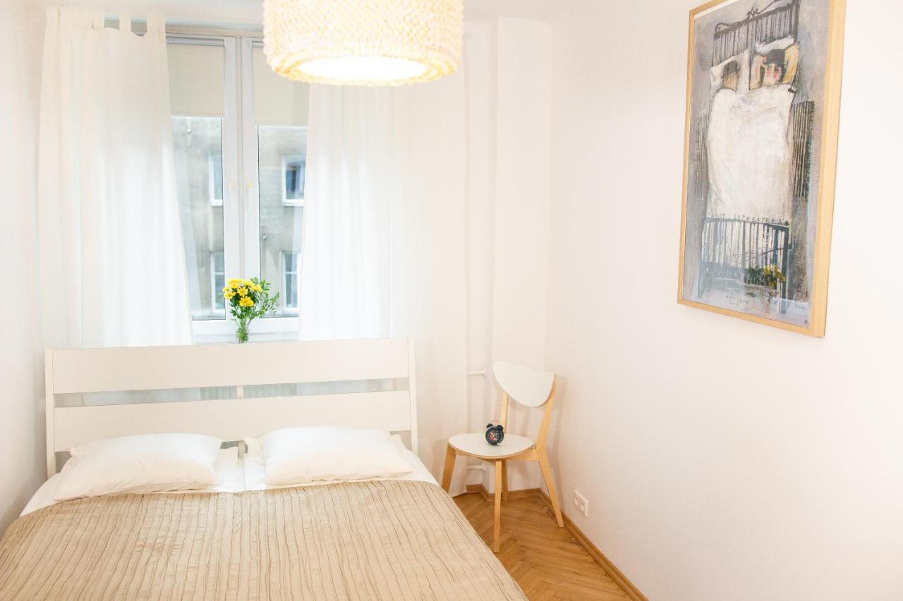 ワルシャワWilcza Apartamentアパートメント エクステリア 写真