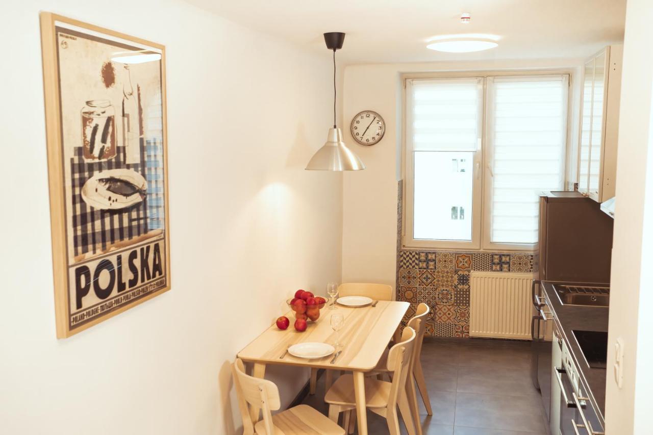 ワルシャワWilcza Apartamentアパートメント エクステリア 写真